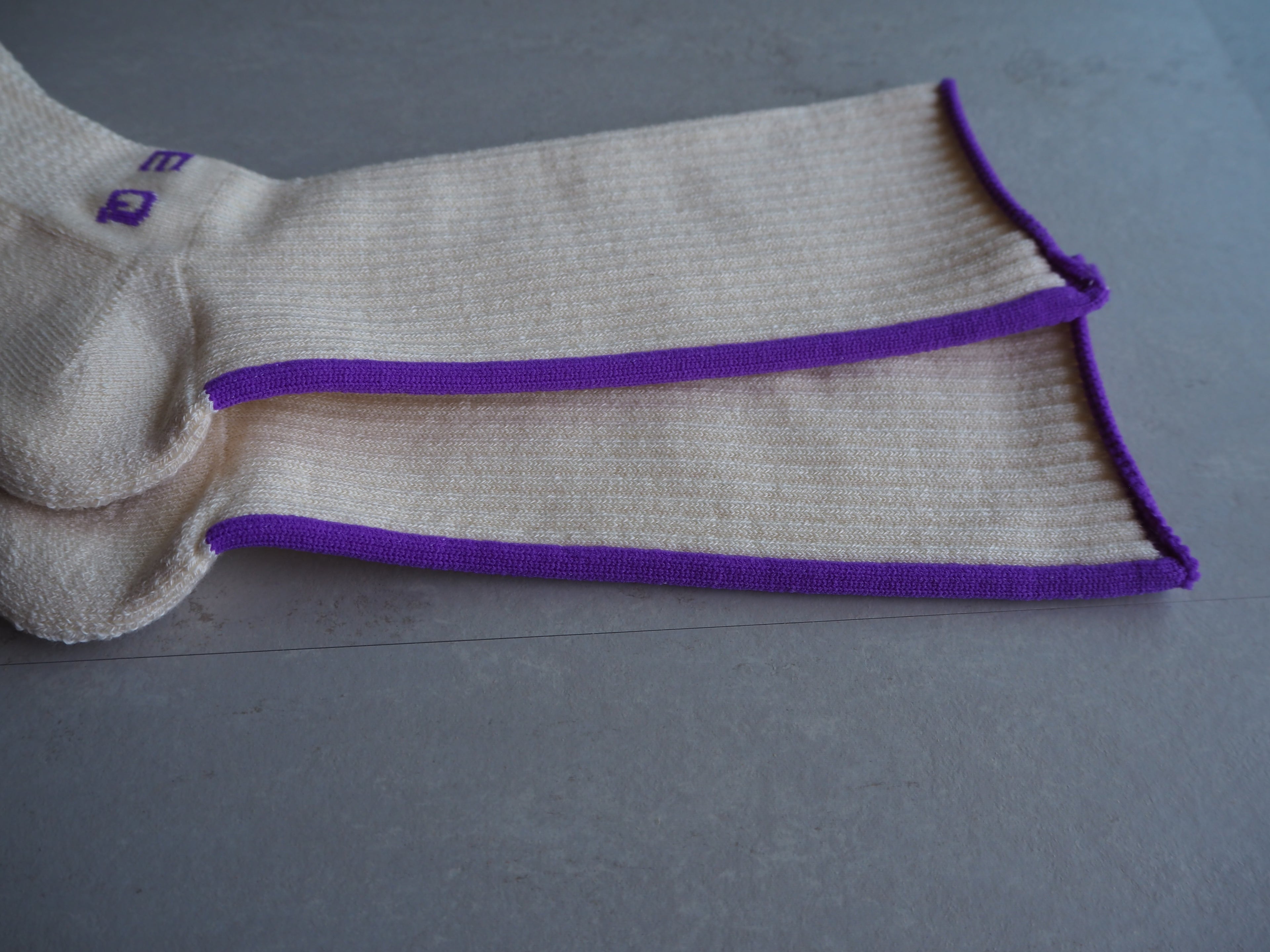 Stock Sock＋ WOOL×COTTON / Crew ［メリノウール/ジャスパー×コットン/アルティメイトピマ］<パープル>　