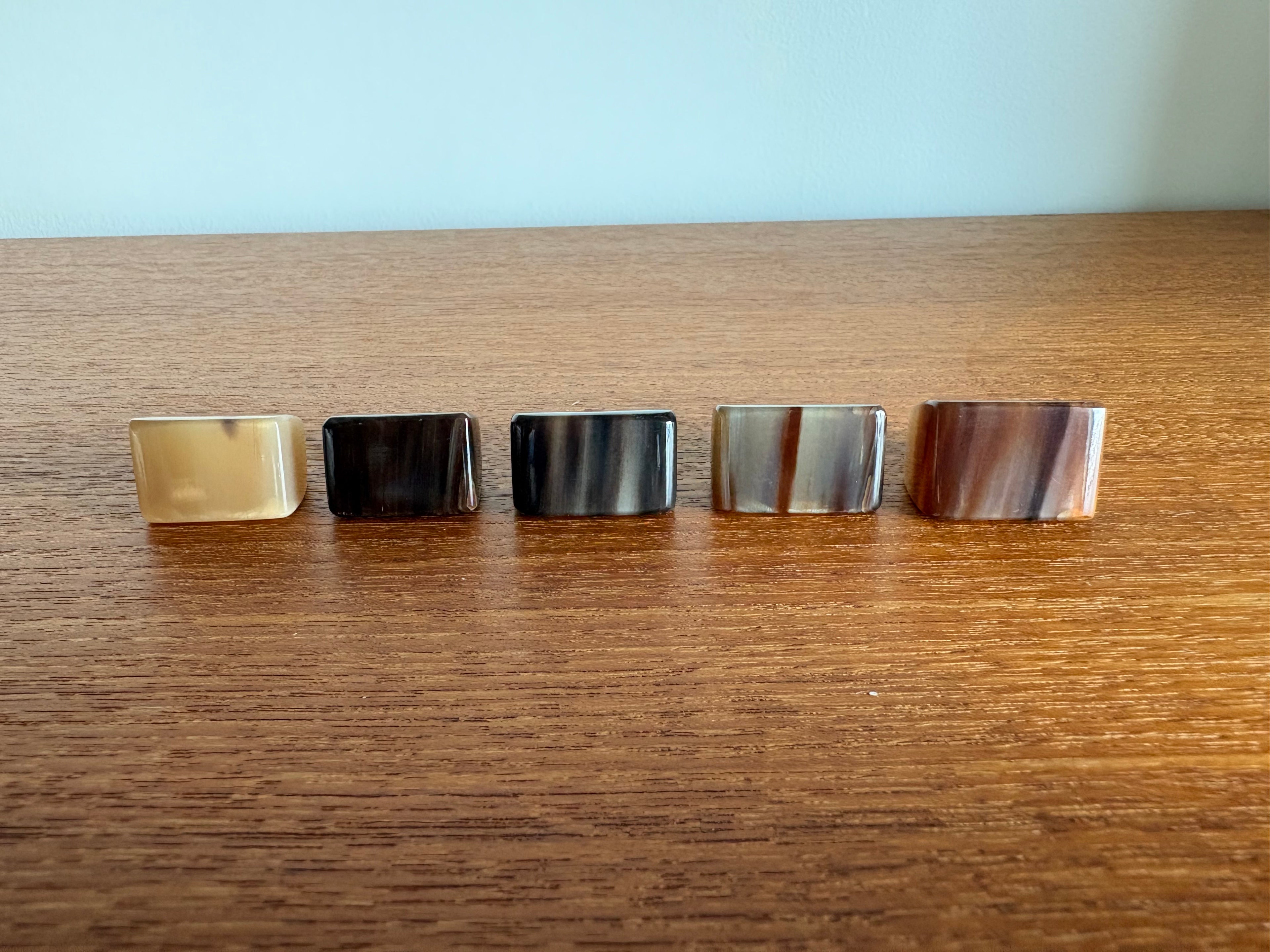 Horn Ring Square