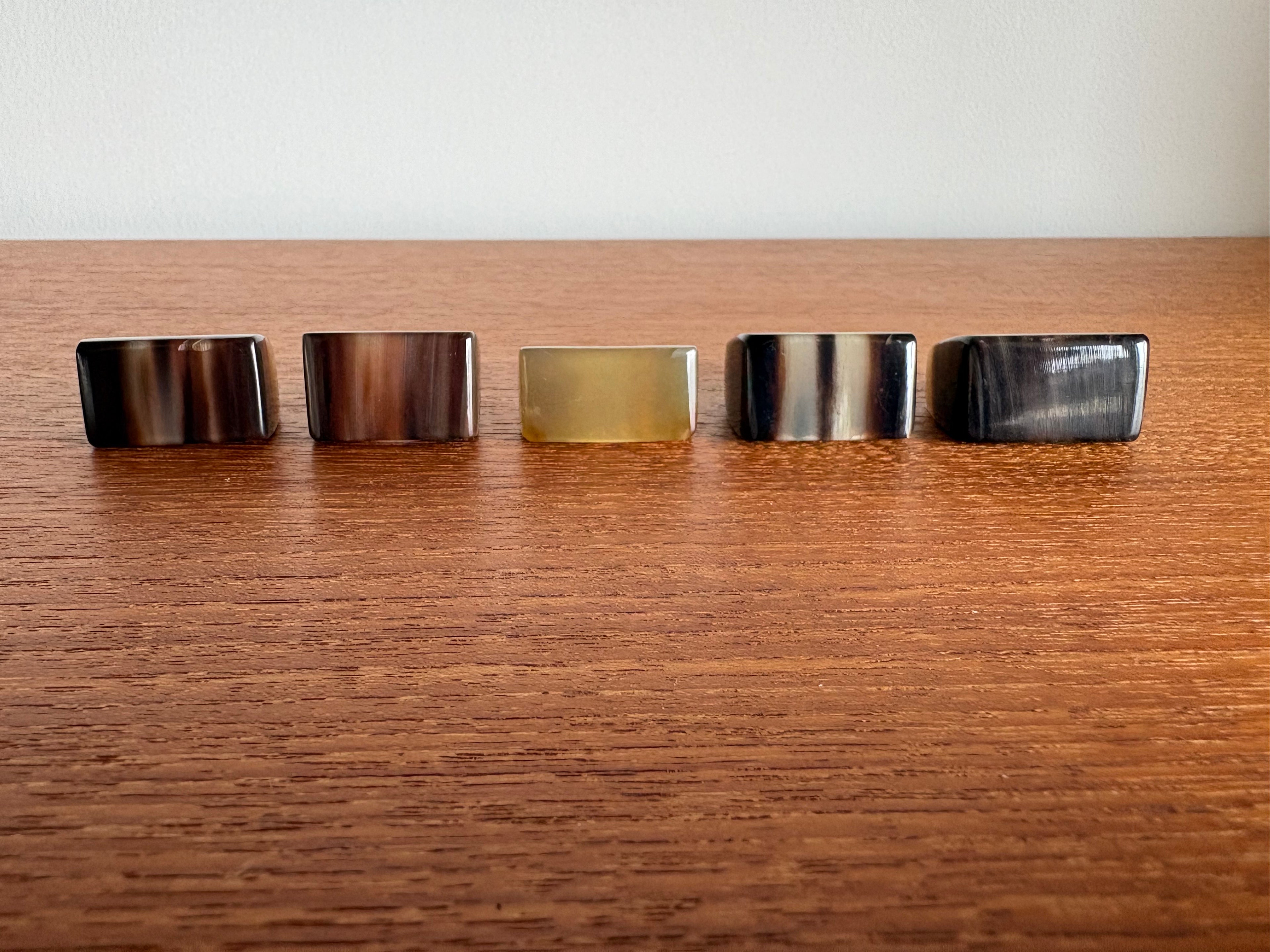 Horn Ring Square